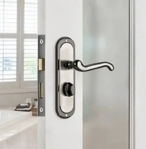 Turnberry-lever-bathroom-door-handle